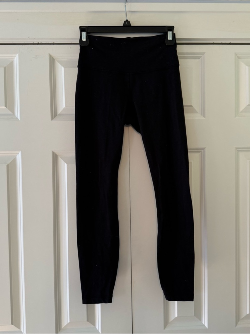 ⭐️ lululemon Black Mid Rise Leggings
